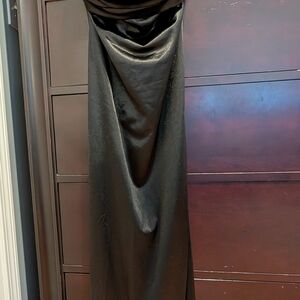 Elegant Black Evening Gown